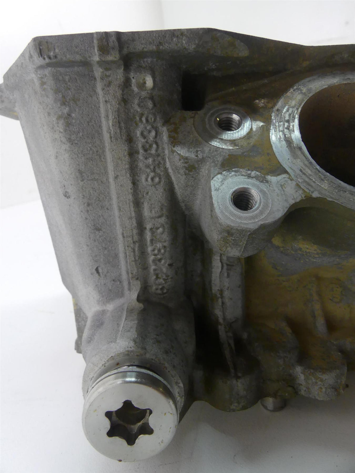 2018 Can Am Maverick X3 Turbo STD Engine Cylinderhead Cylinder Head 420413365 {{ shop.shopifyCountryName }} - Mototech271