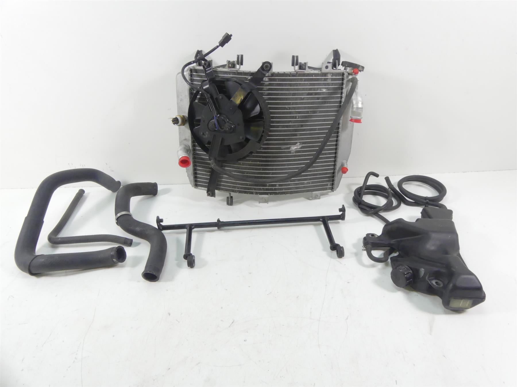 2001 Kawasaki ZX600J2 ZX6R Ninja Radiator Fan Reservoir Hoses Set 39061-1286