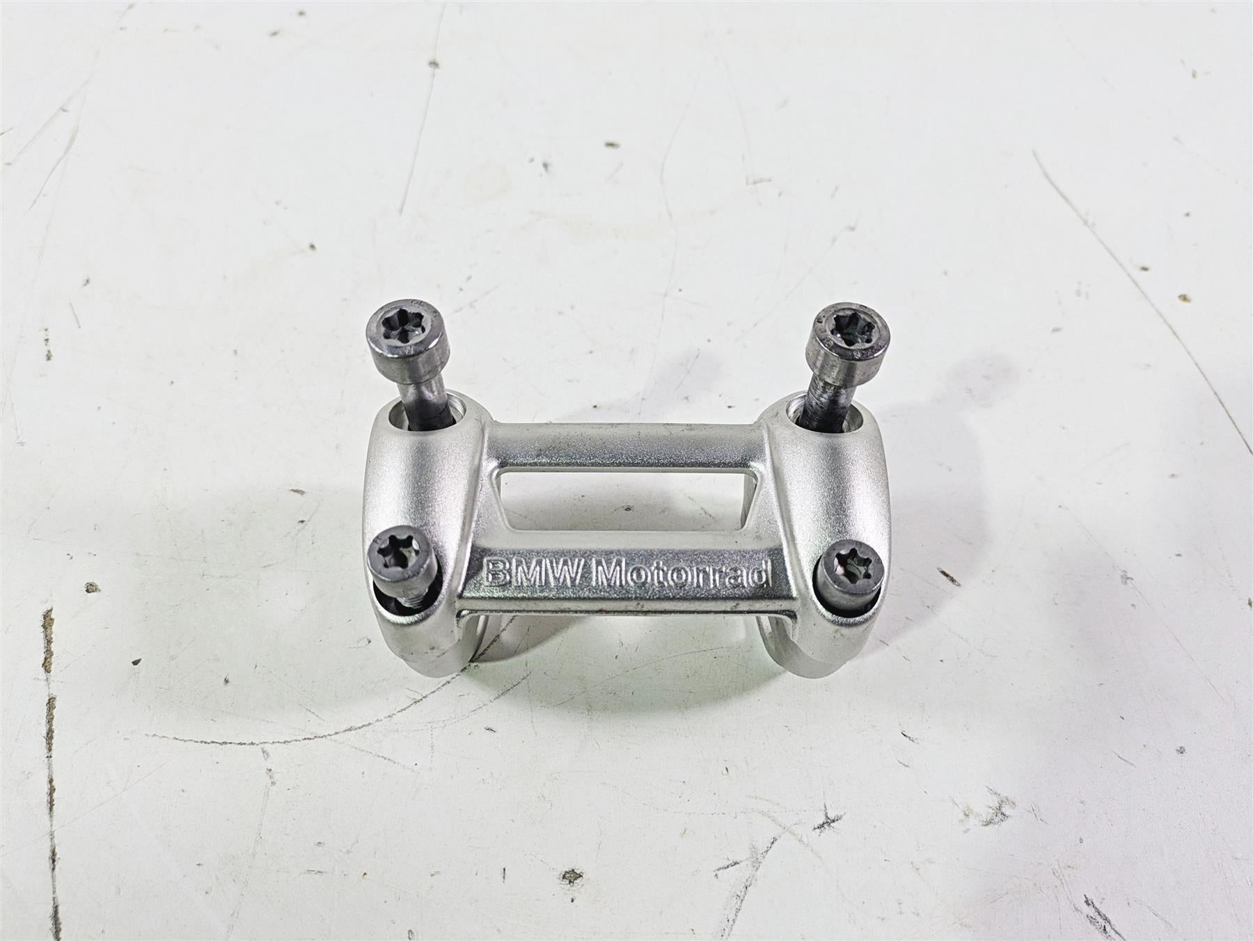 2015 BMW R nineT K21 Handlebar Risers Holder Set 32718538049 32718538047 {{ shop.shopifyCountryName }} - Mototech271