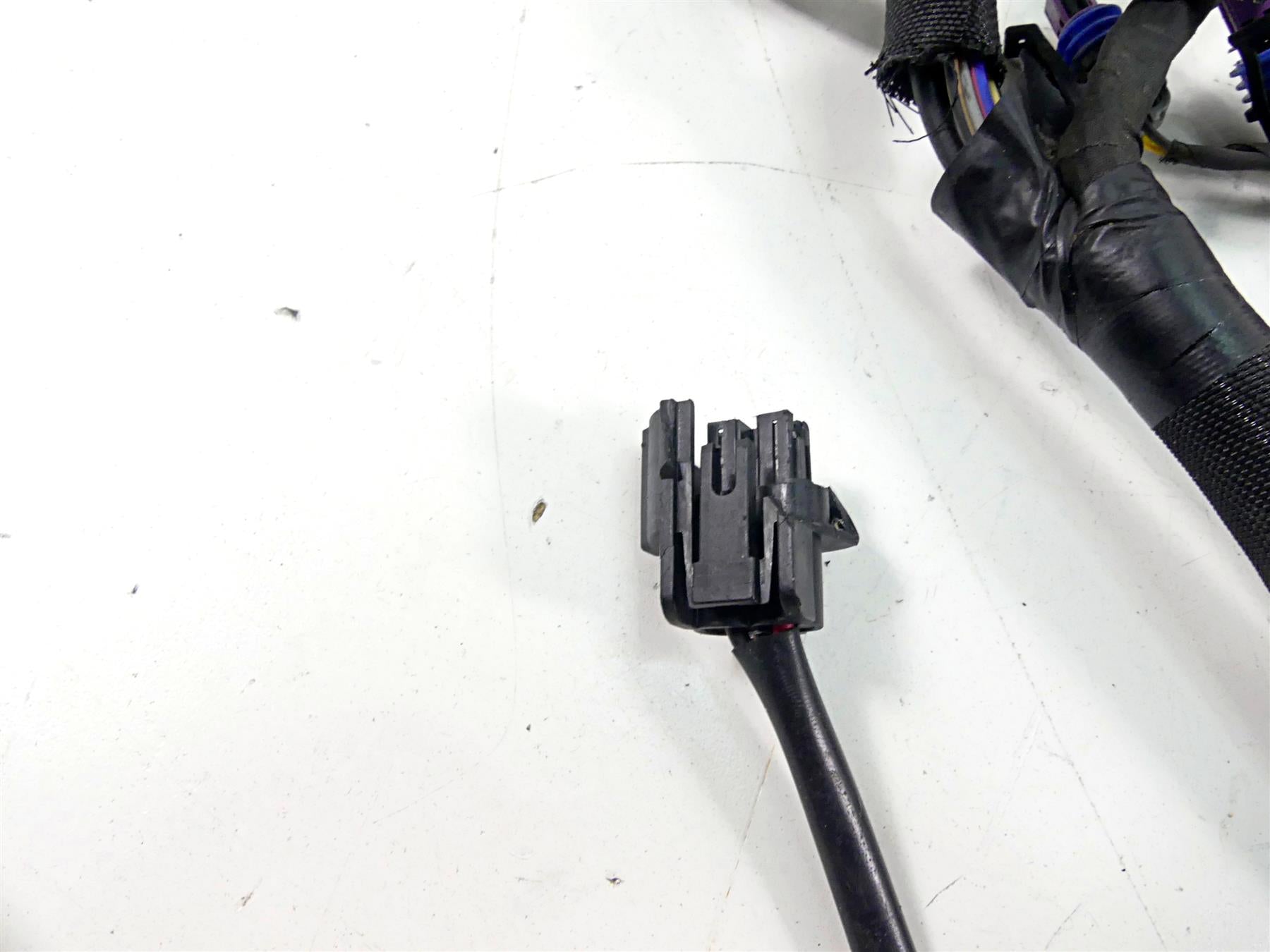 2019 Indian Chieftain Classic Wiring Harness Loom - Read 2414745 {{ shop.shopifyCountryName }} - Mototech271