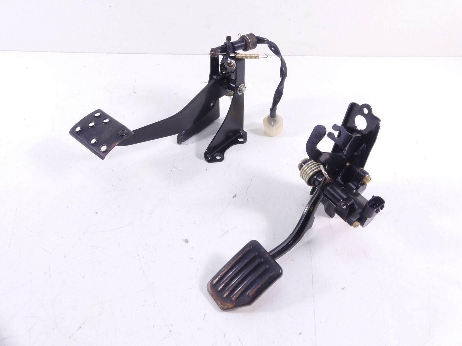 2020 Honda Talon SXS1000 S2X Foot Accelerate Brake Pedal Set 46560-HL6-A00 {{ shop.shopifyCountryName }} - Mototech271