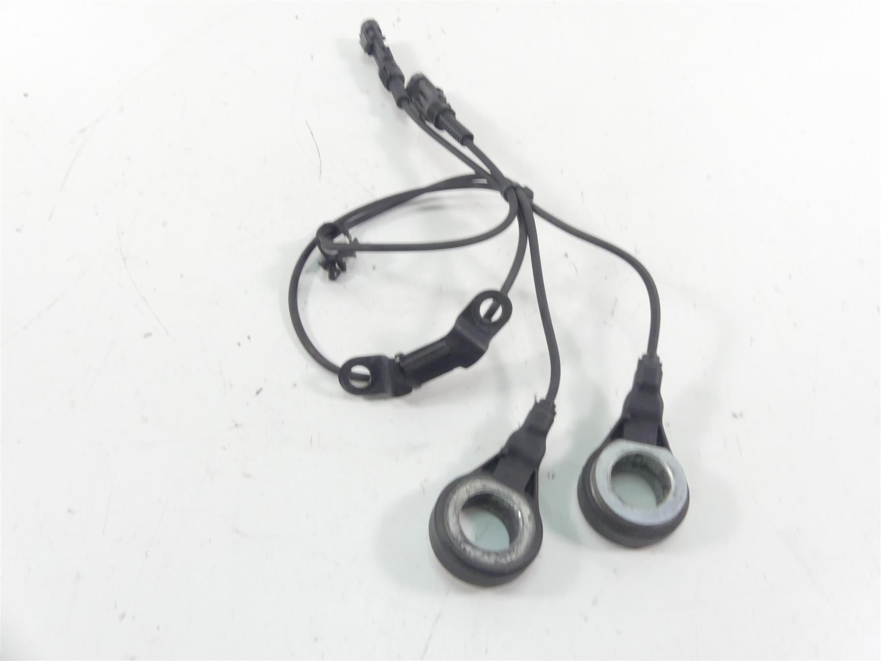 2013 Harley Touring FLHTK Electra Glide Abs Brake Wheel Sensor Set 40614-08 {{ shop.shopifyCountryName }} - Mototech271