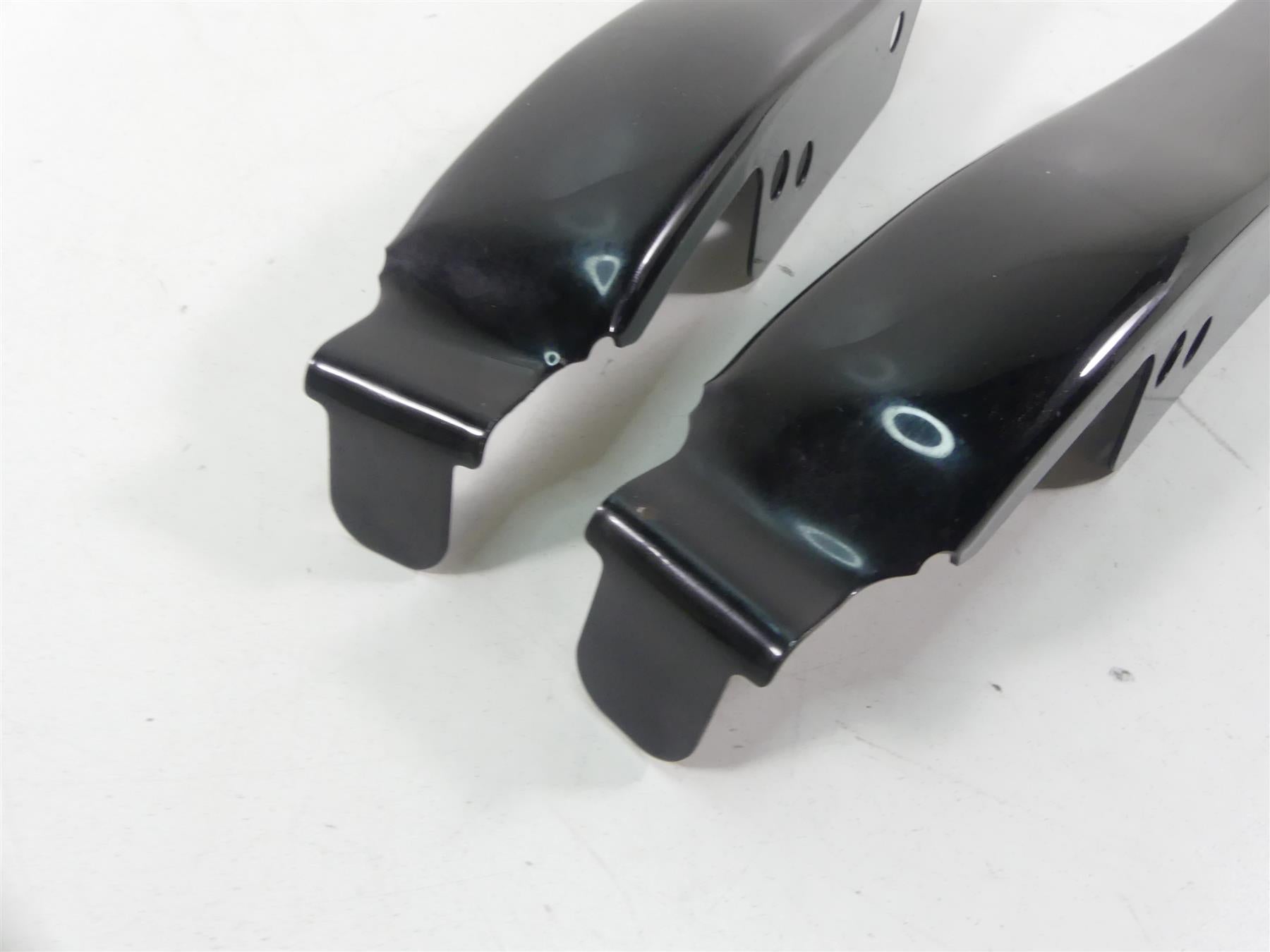 2007 Harley FLHTCU SE CVO Electra Glide Rear Fender Infill Filler Set 91413-07 {{ shop.shopifyCountryName }} - Mototech271