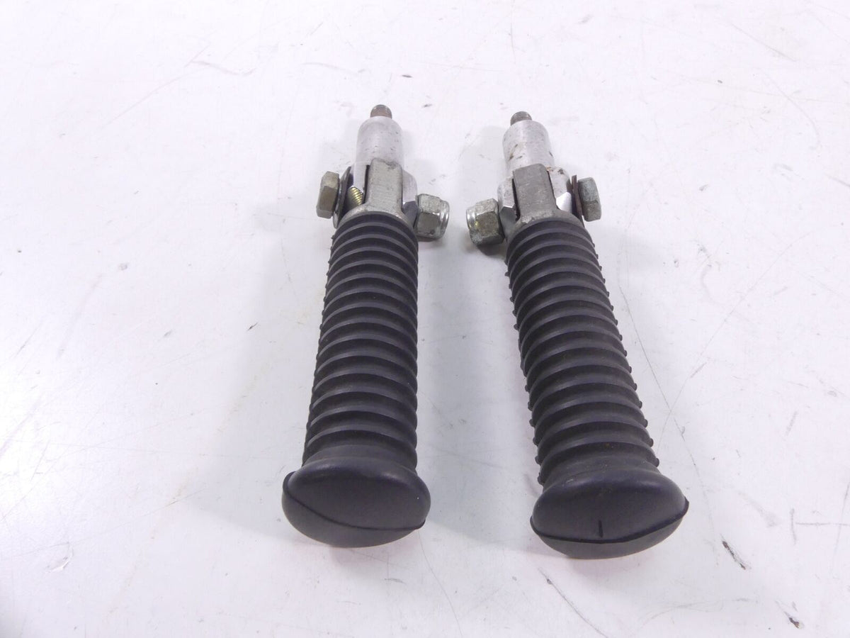 2002 Harley FLSTCI Softail Heritage Rear Passenger Footpeg Foot Peg Set 50942-00 {{ shop.shopifyCountryName }} - Mototech271