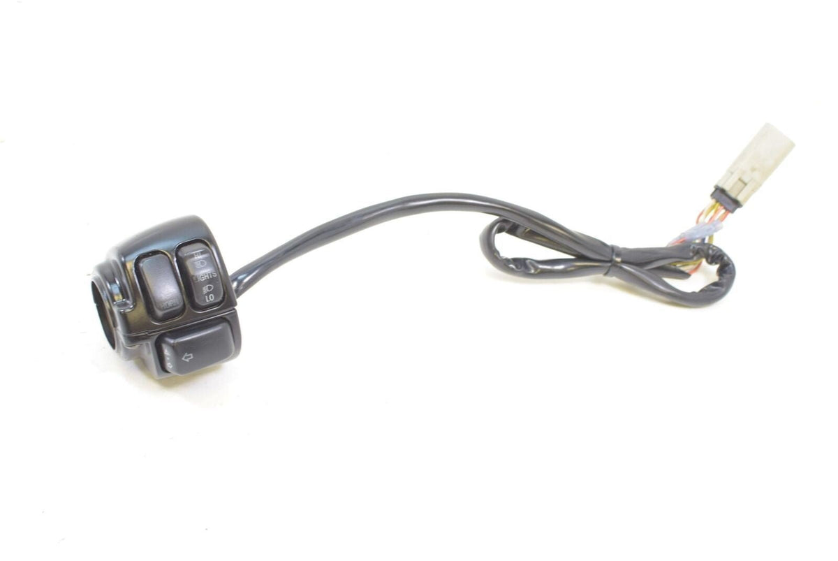 2009 Harley VRSCF Muscle Rod Left Light Horn Control Switch 71682-06A {{ shop.shopifyCountryName }} - Mototech271