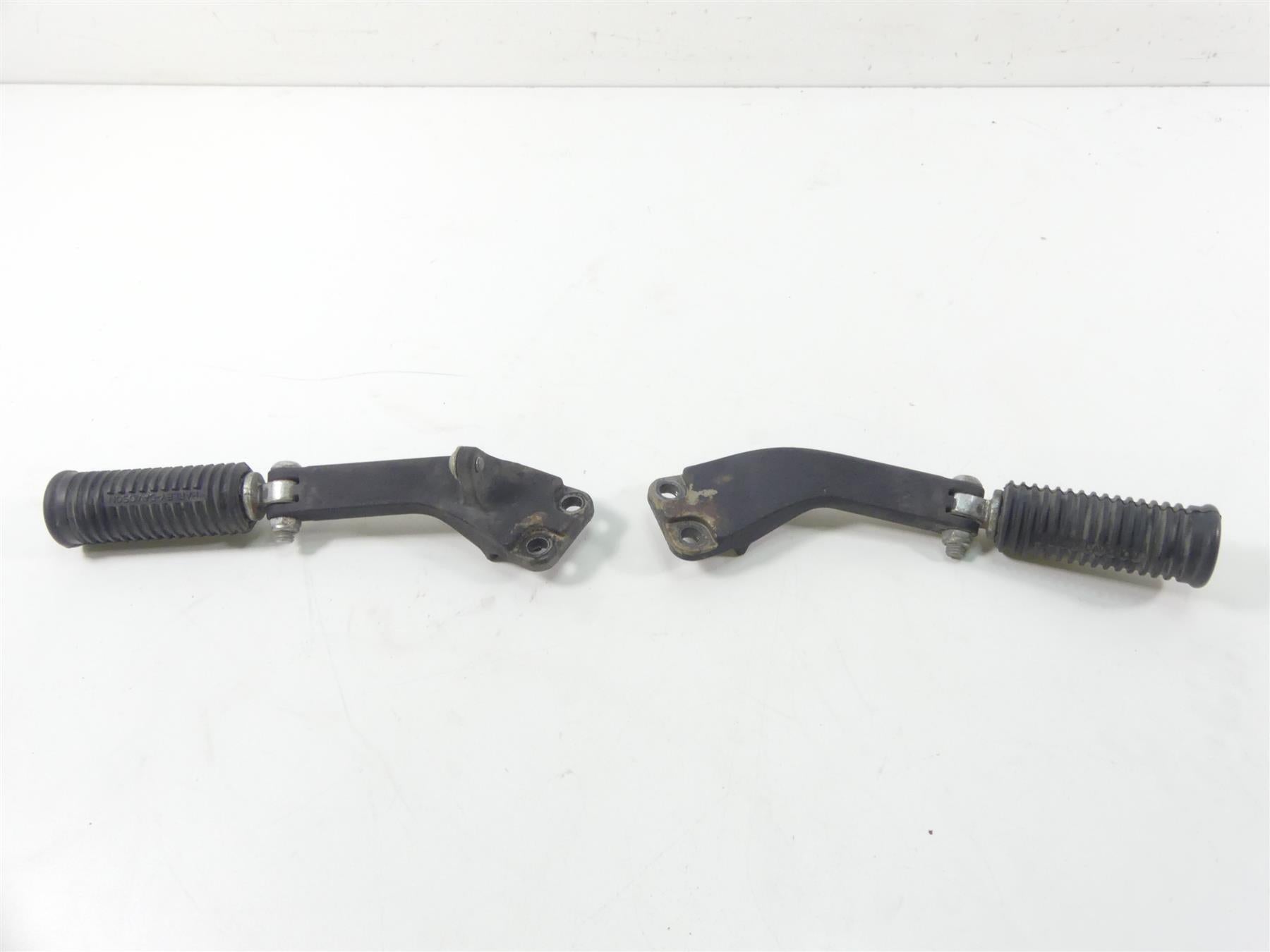 2013 Harley FXDWG Dyna Wide Glide Rear Passenger Footpeg Foot Peg Set | Mototech271