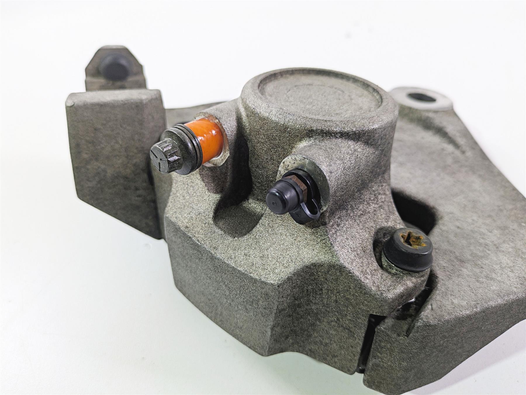1998 Harley Touring FLHRCI Road King Rear Brake Caliper 44050-87 {{ shop.shopifyCountryName }} - Mototech271
