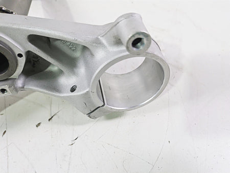 2016 BMW R1200RS K54 Lower Triple Tree Steering Clamp 8549422 31428549594 {{ shop.shopifyCountryName }} - Mototech271