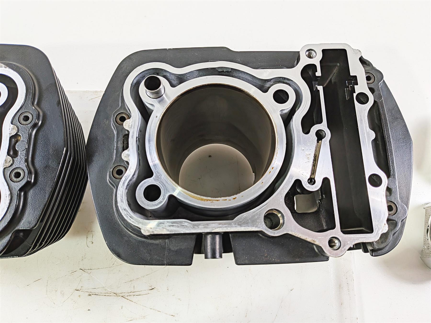 2010 Honda VT1300 CR Stateline Front Rear Cylinder Jug Piston Set 12110-MFY-A00 {{ shop.shopifyCountryName }} - Mototech271