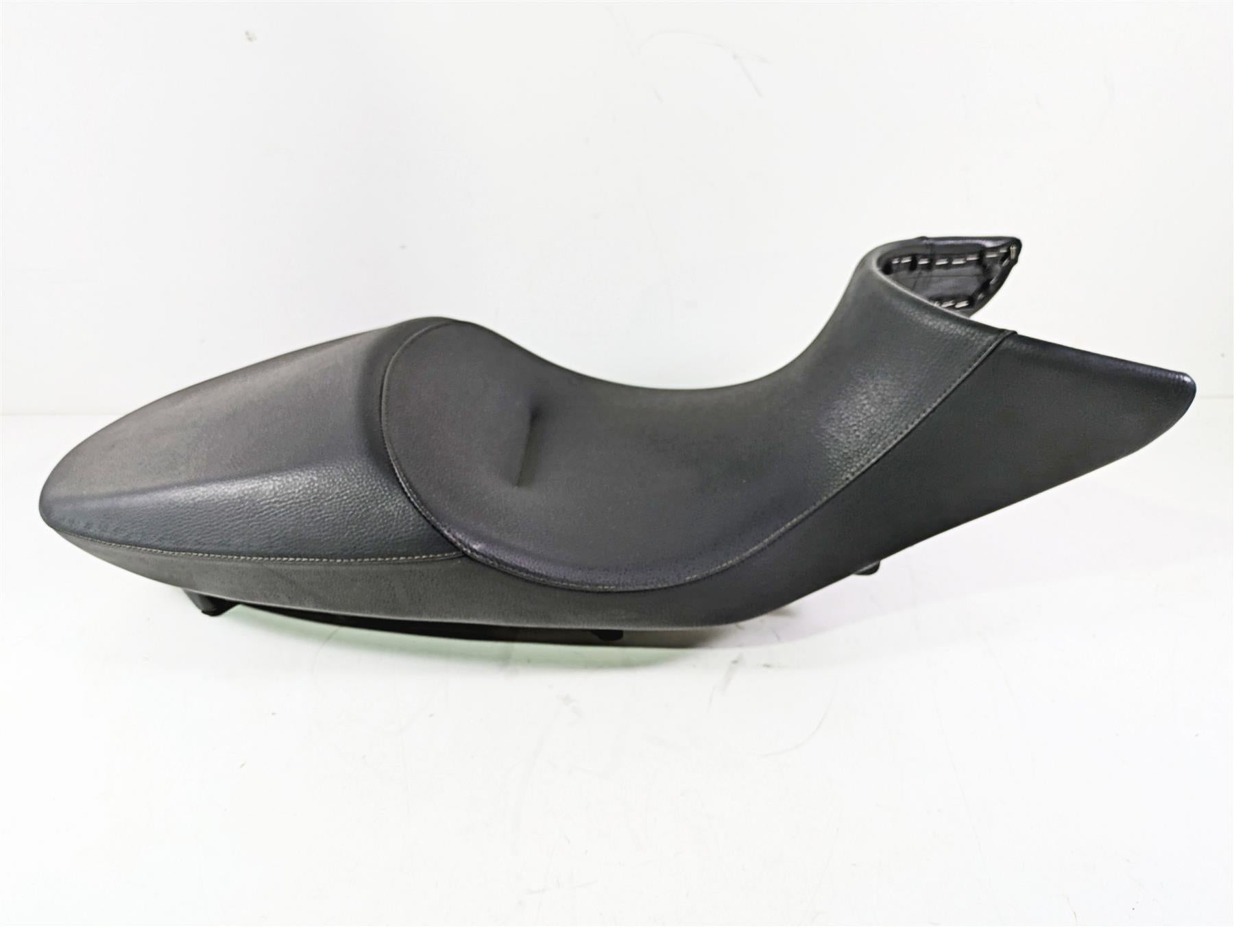 2012 BMW R1200R K27 Dual Driver Seat Saddle Comfort Standard 800mm 52537719485 {{ shop.shopifyCountryName }} - Mototech271