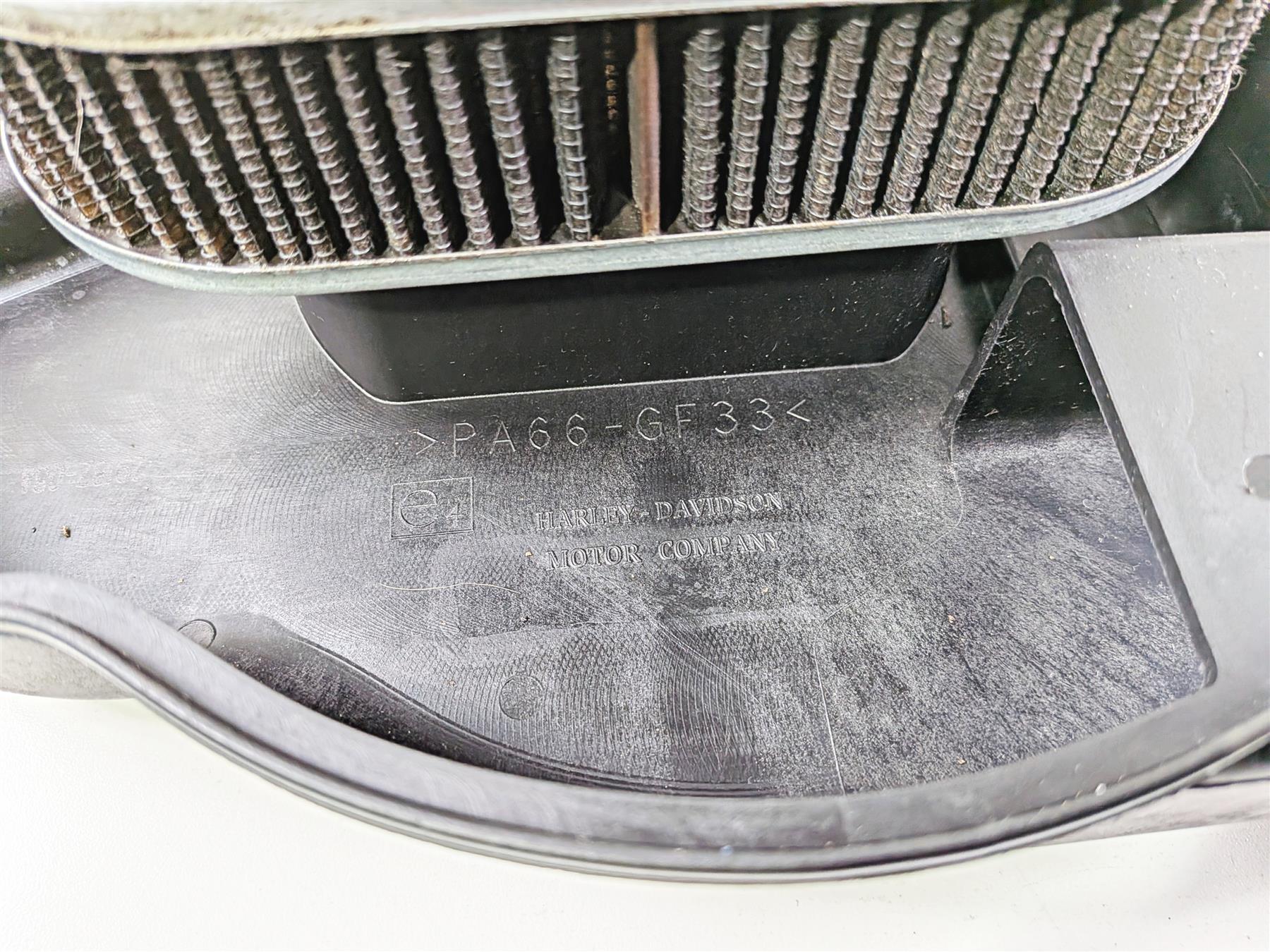 2011 Harley FXDF Dyna Fat Bob Air Box Cleaner Breather Filter 29182-08A {{ shop.shopifyCountryName }} - Mototech271