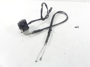 2009 Harley FXDL Dyna Low Rider Right Hand Throttle  Control Switch 71684-06A