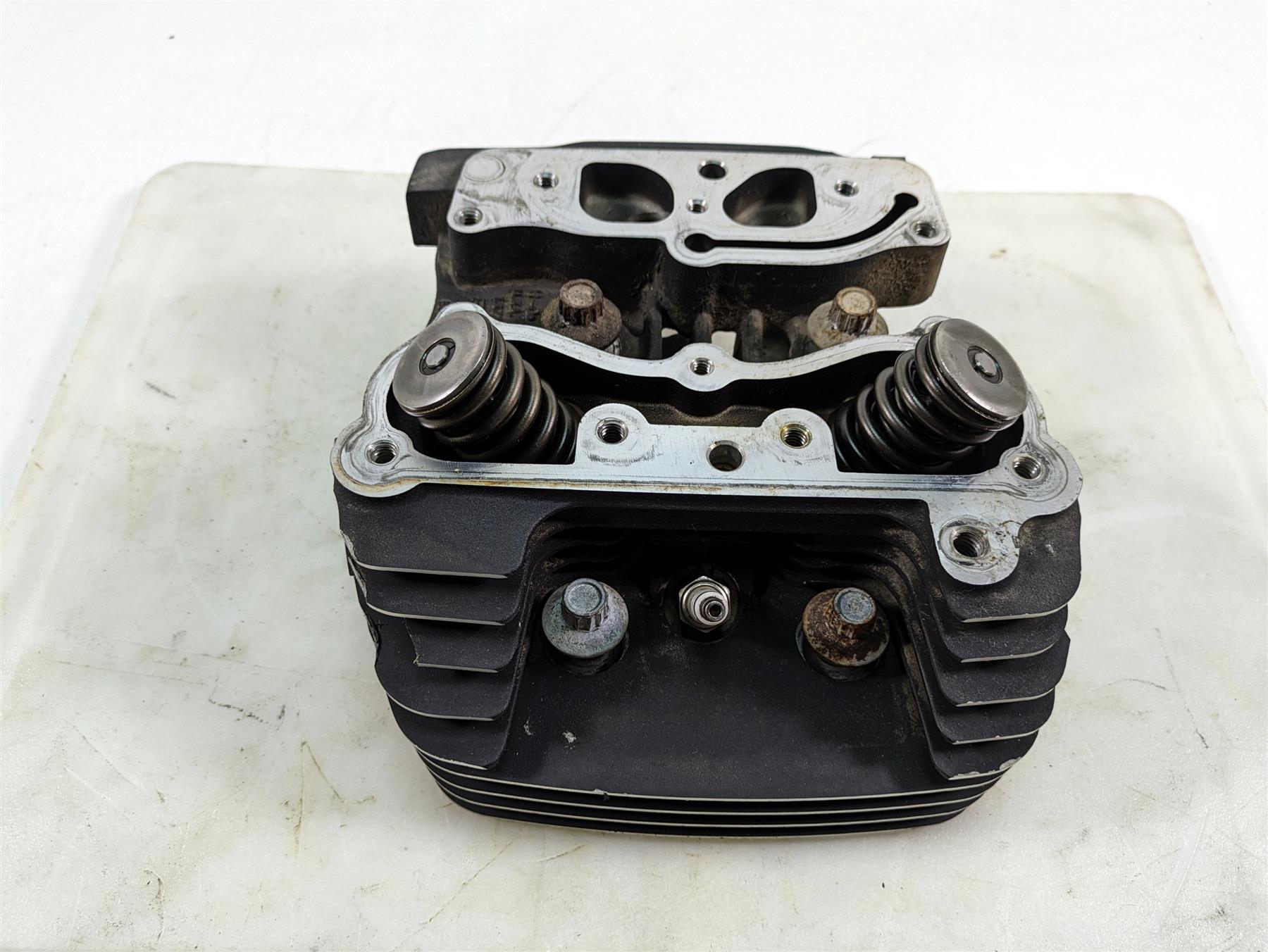 2000 Harley Dyna FXDL Low Rider Front Cylinder Head 88ci -Fin Damage 16723-99 {{ shop.shopifyCountryName }} - Mototech271