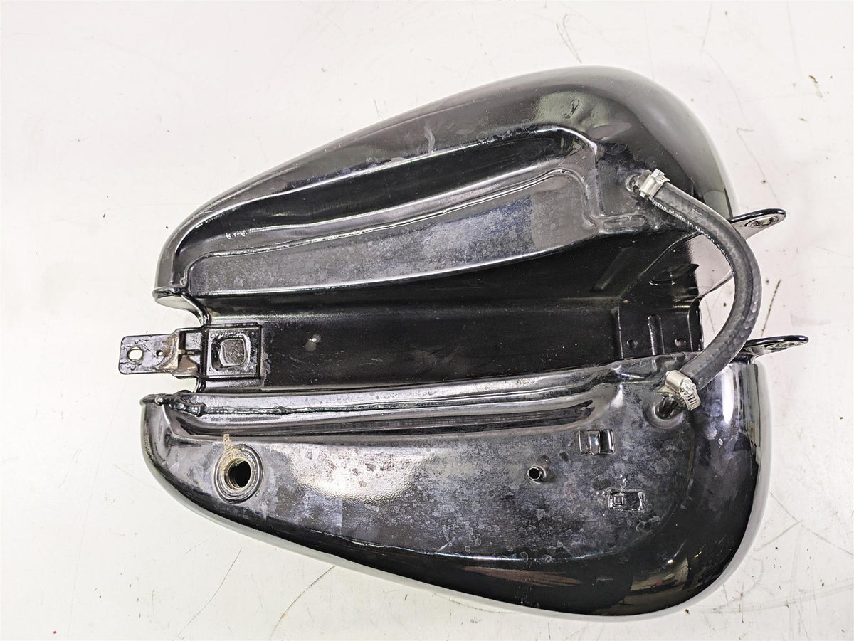 2016 Harley FLSTC Softail Heritage Fuel Gas Petrol Tank READ 61625-11 {{ shop.shopifyCountryName }} - Mototech271