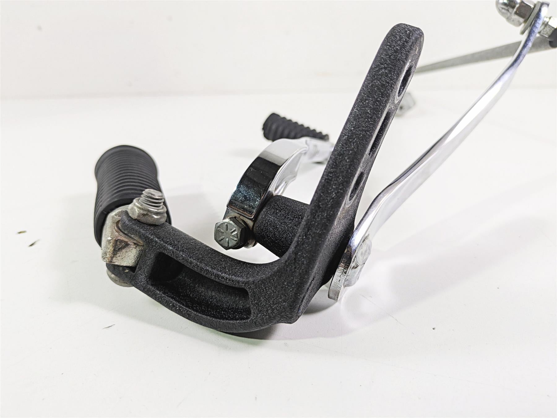 2014 Harley FXDF Dyna Fat Bob Left Front Forward Foot Control Set 33693-03 {{ shop.shopifyCountryName }} - Mototech271
