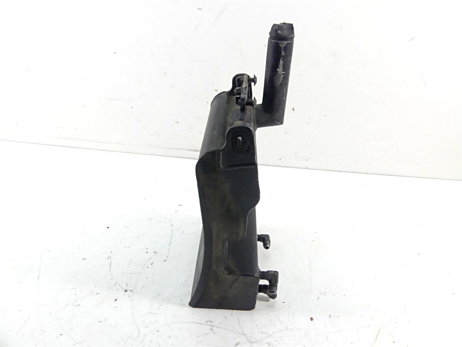 2009 Big Dog K9 Custom Oil Tank Reservoir 201-000057-00 {{ shop.shopifyCountryName }} - Mototech271
