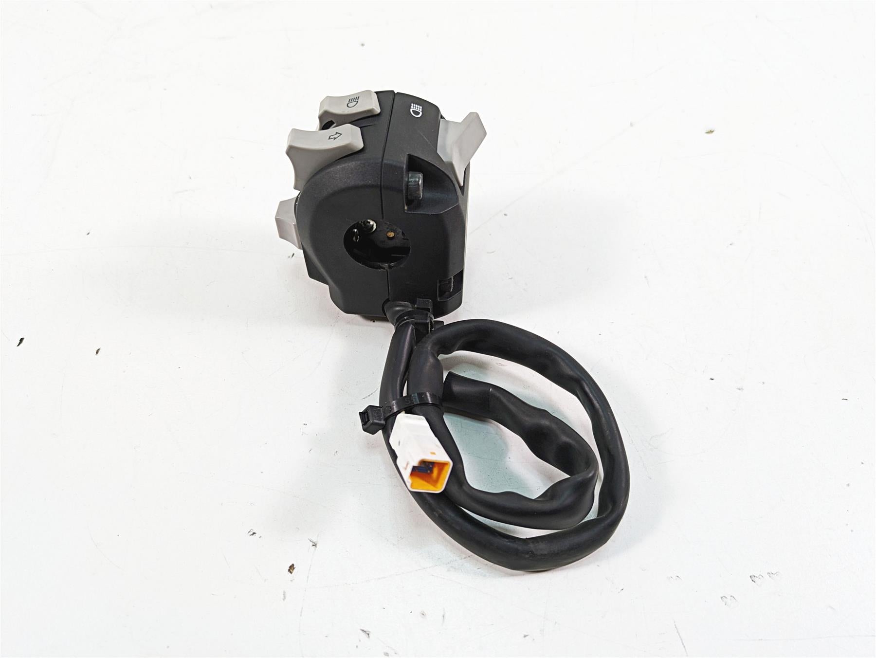 2020 Ducati Hypermotard 950 SP Left Hand Turn Signal Control Switch 65110281C {{ shop.shopifyCountryName }} - Mototech271