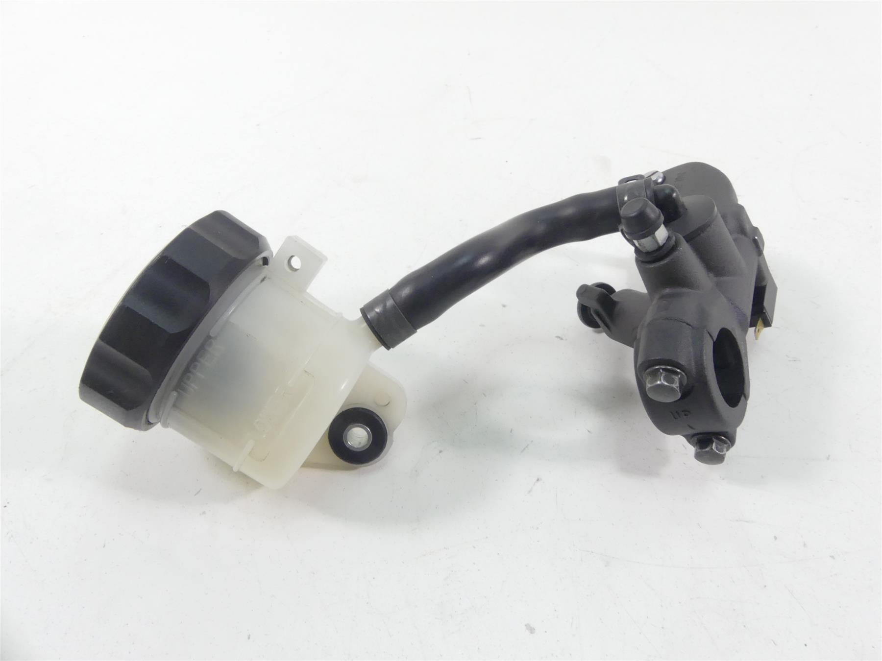 2016 Yamaha YZF-R1 S Front Nissin 5/8 Radial Brake Master Cylinder