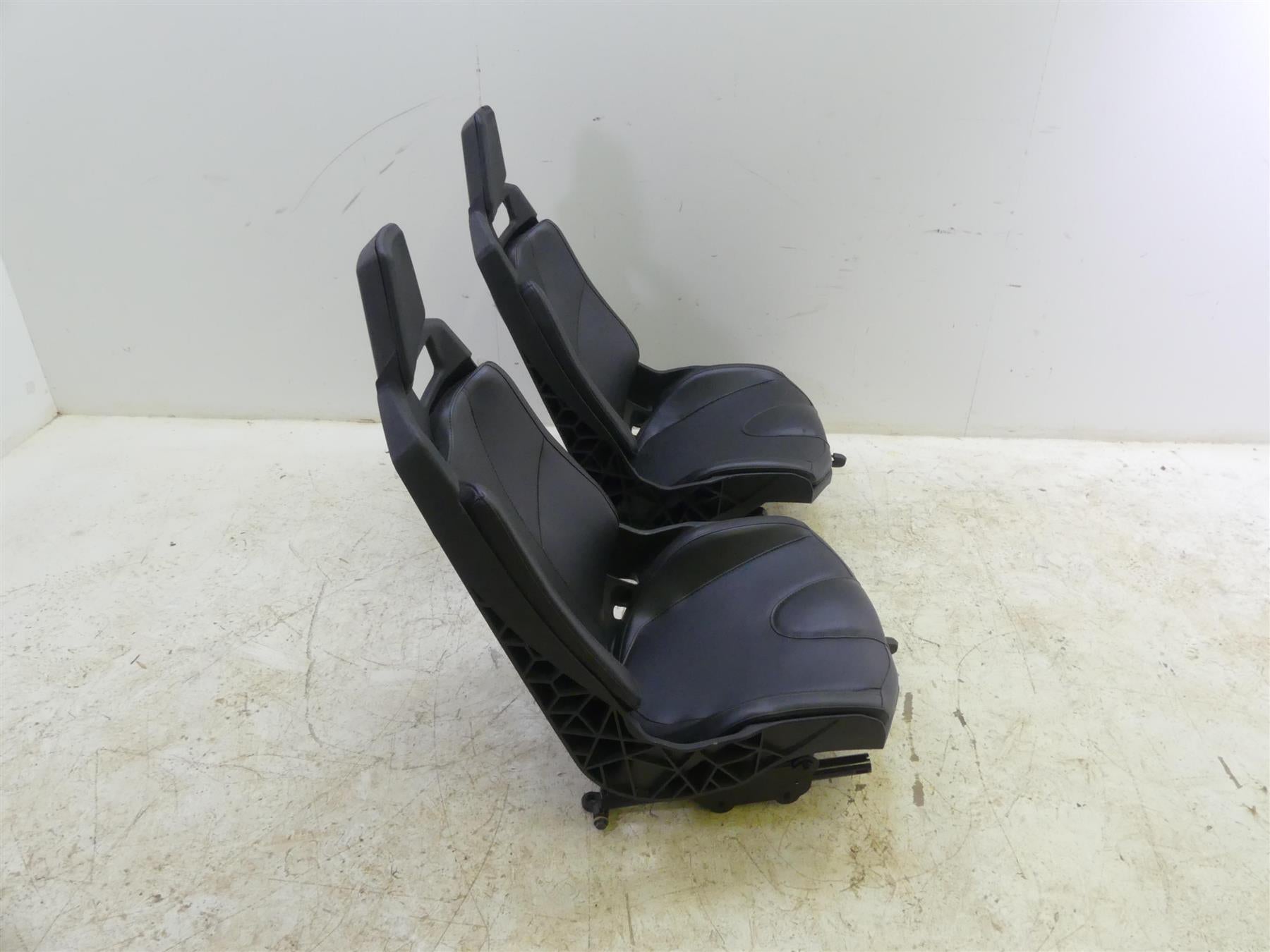 2018 Can Am Maverick X3 Turbo STD Driver Rider Passenger Seat Set 708002065 {{ shop.shopifyCountryName }} - Mototech271