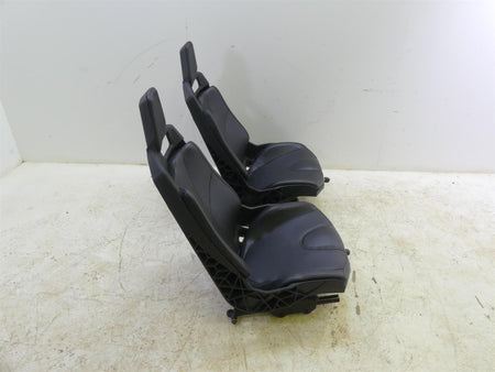 2018 Can Am Maverick X3 Turbo STD Driver Rider Passenger Seat Set 708002065 {{ shop.shopifyCountryName }} - Mototech271