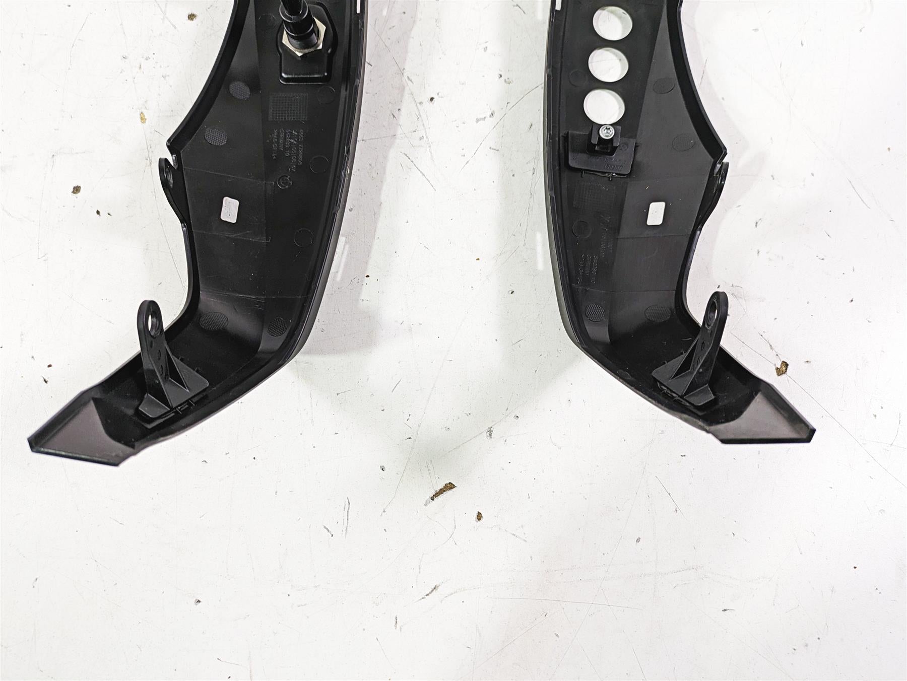 2014 BMW R1200 RT RTW K52 Left Right Fairing Trim Cover Set 46637728807 {{ shop.shopifyCountryName }} - Mototech271