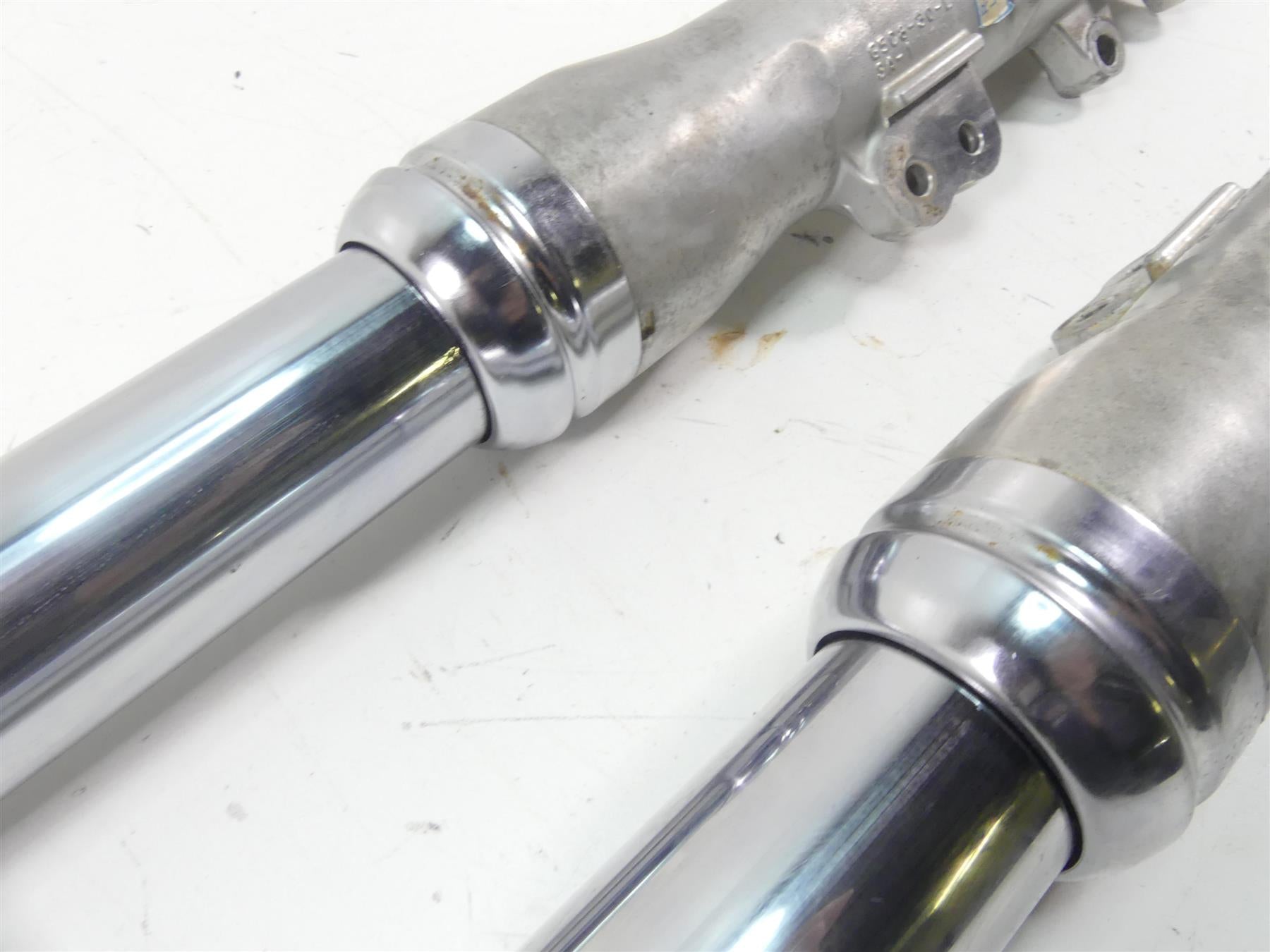2011 Harley FXDWG Dyna Wide Glide Straight Showa Front Fork Set 49mm 48803-10 {{ shop.shopifyCountryName }} - Mototech271