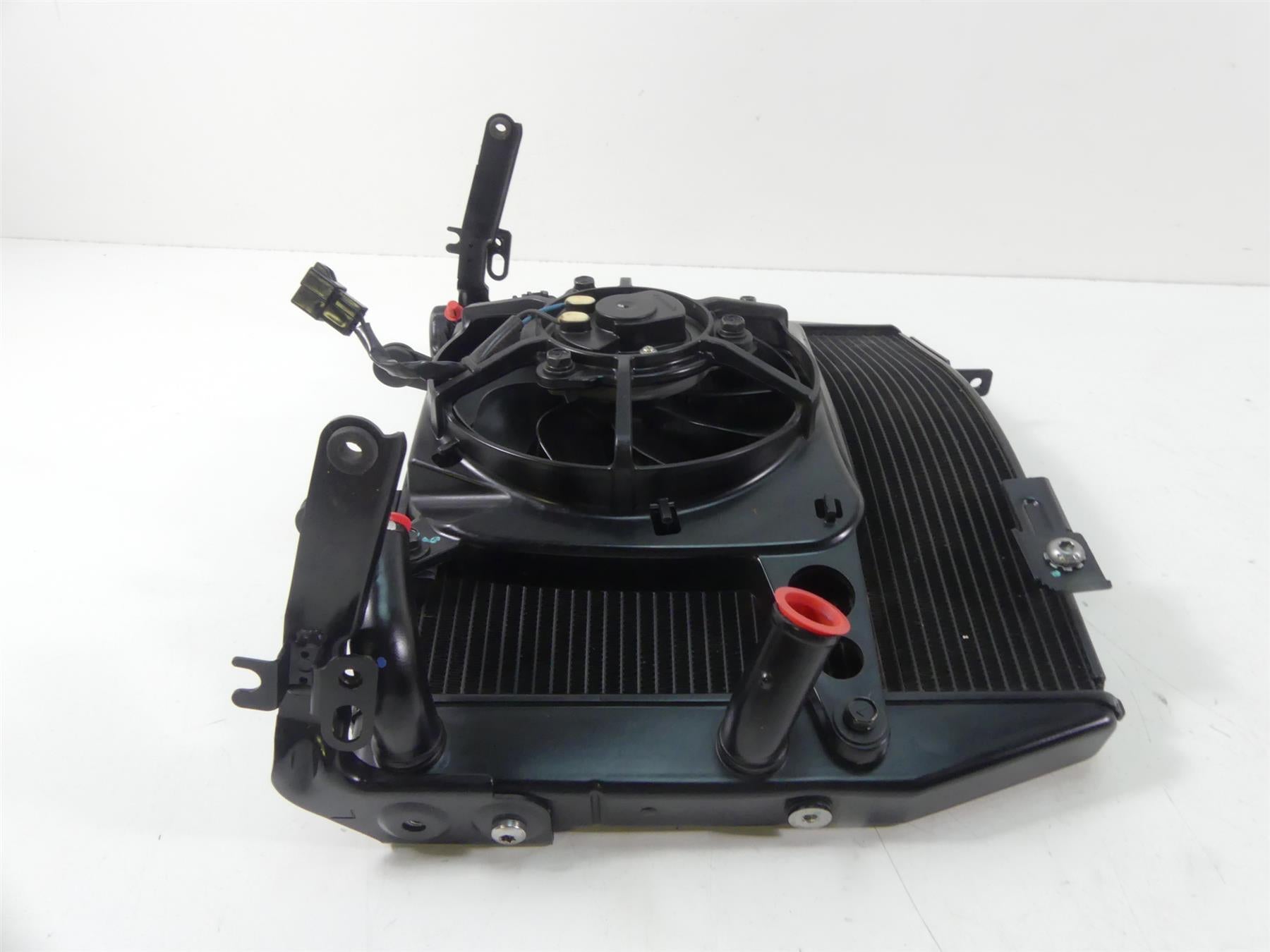 2019 Triumph Street Triple 765R Radiator Fan Reservoir Hoses Set T2104444 {{ shop.shopifyCountryName }} - Mototech271
