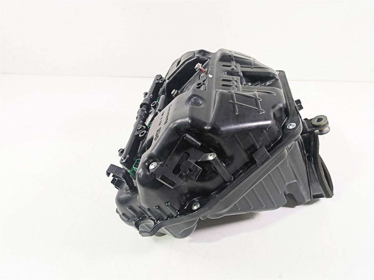 2016 Kawasaki ZX10R Ninja Air Box Cleaner Breather Injectors Set 11010-0844 {{ shop.shopifyCountryName }} - Mototech271
