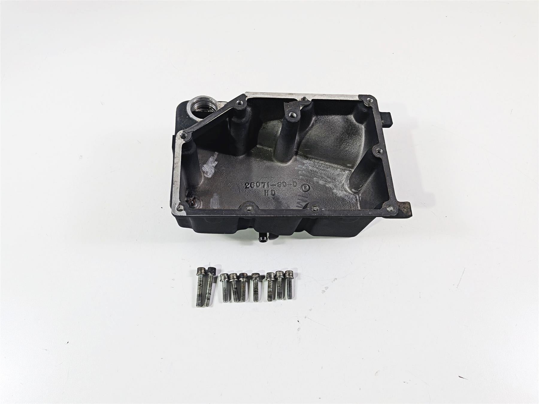 1998 Harley Dyna FXDL Low Rider Transmission Oil Pan 26071-90 {{ shop.shopifyCountryName }} - Mototech271