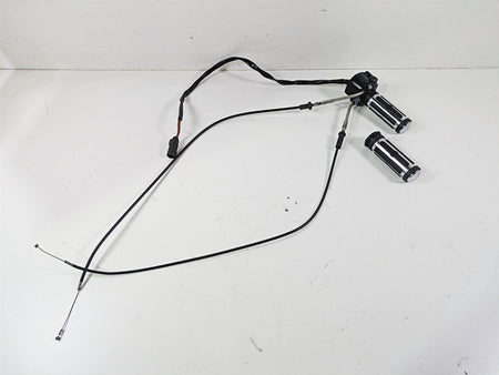 2007 Harley Sportster XL1200 C Right Hand Control Switch Grip Set 71684-06A {{ shop.shopifyCountryName }} - Mototech271