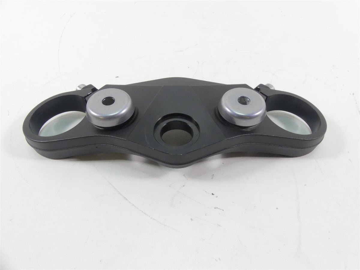 2020 Triumph Speed Triple RS 1050 Upper Triple Tree Steering Clamp T2042324 {{ shop.shopifyCountryName }} - Mototech271