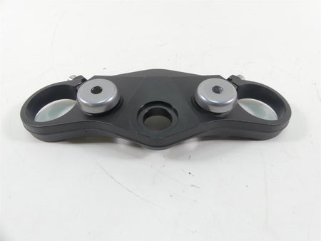 2020 Triumph Speed Triple RS 1050 Upper Triple Tree Steering Clamp T2042324 {{ shop.shopifyCountryName }} - Mototech271