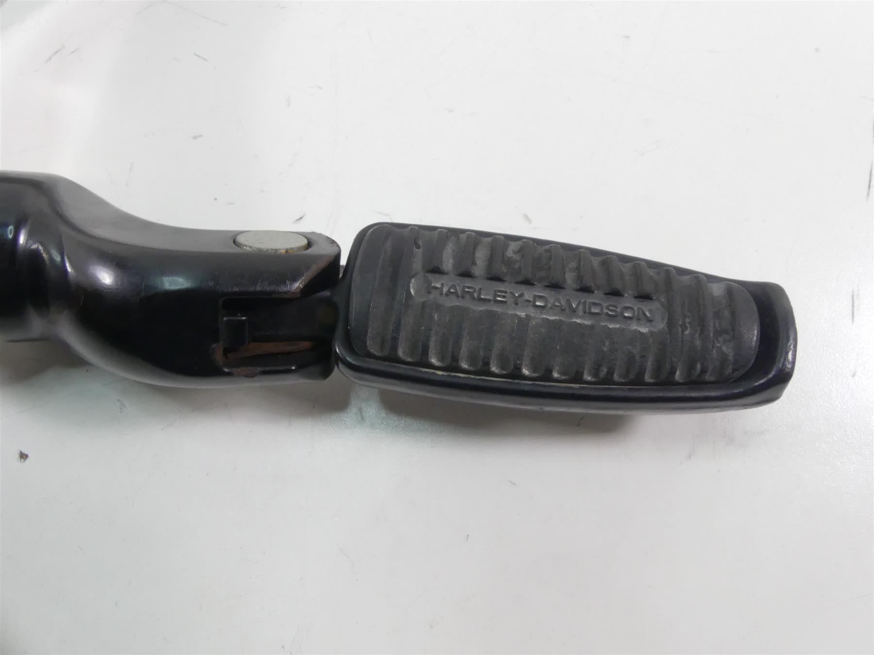 2013 Harley VRSCF Muscle V-Rod Right Front Footpeg + Brake Lever Pedal 54046-12 {{ shop.shopifyCountryName }} - Mototech271