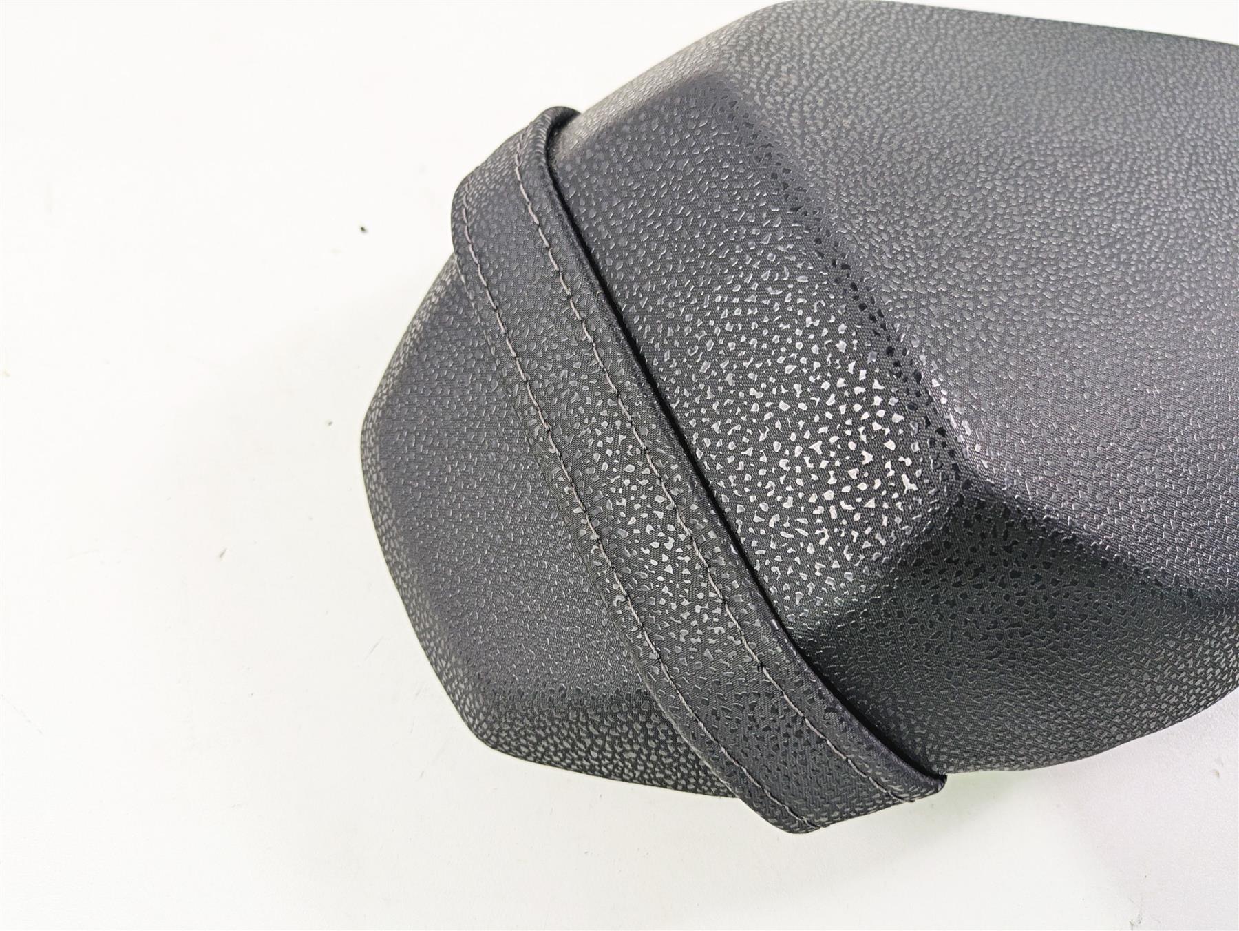 2020 Kawasaki Z900 ZR900 Rear Passenger Seat Saddle 53066-0582 {{ shop.shopifyCountryName }} - Mototech271