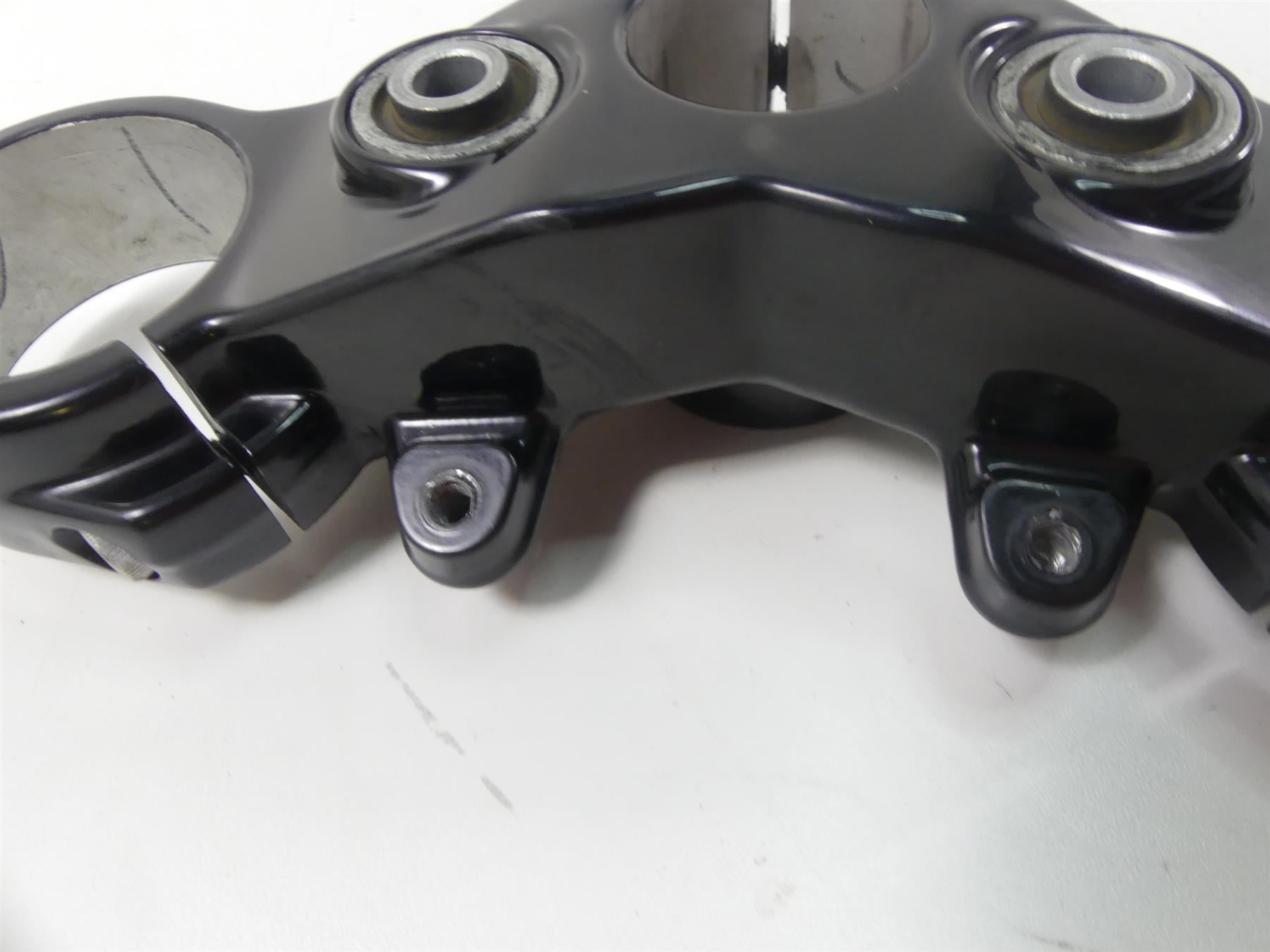 2008 Ducati Hypermotard 1100S Upper Triple Tree Steering Clamp - 58mm 34110651A {{ shop.shopifyCountryName }} - Mototech271
