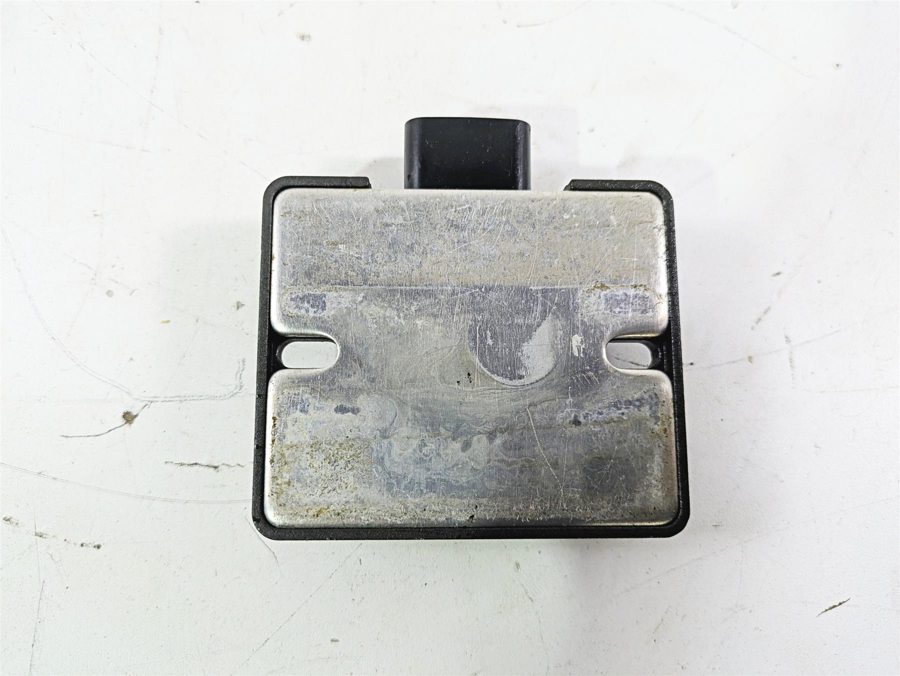 2004 Honda Aquatrax R-12X Rectifier Voltage Regulator 31600-HW1-671 SH700-12 {{ shop.shopifyCountryName }} - Mototech271