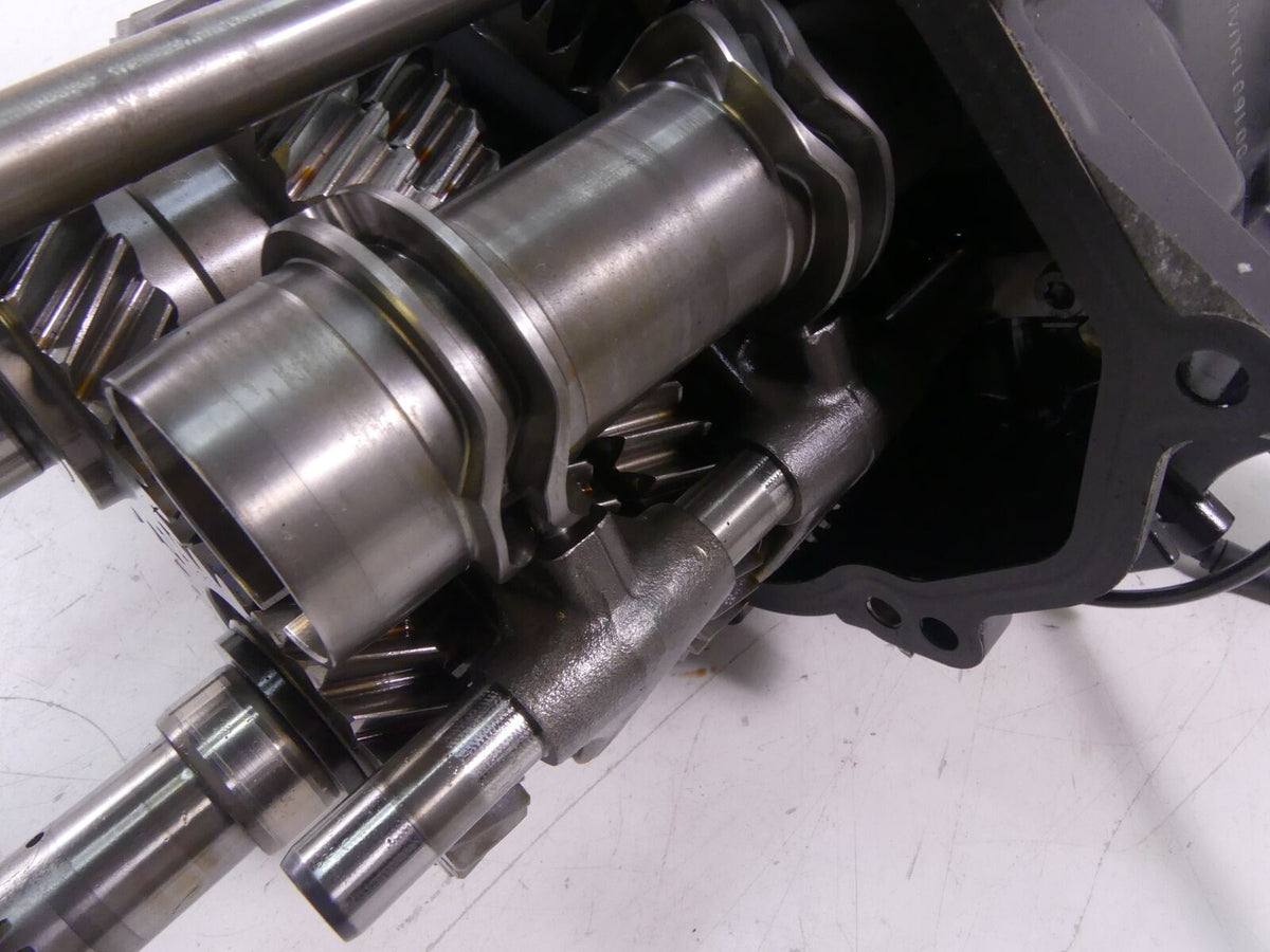 2018 BMW K1600 Bagger Transmission Tranny Gear Box Case Code UAD 23008559510 {{ shop.shopifyCountryName }} - Mototech271
