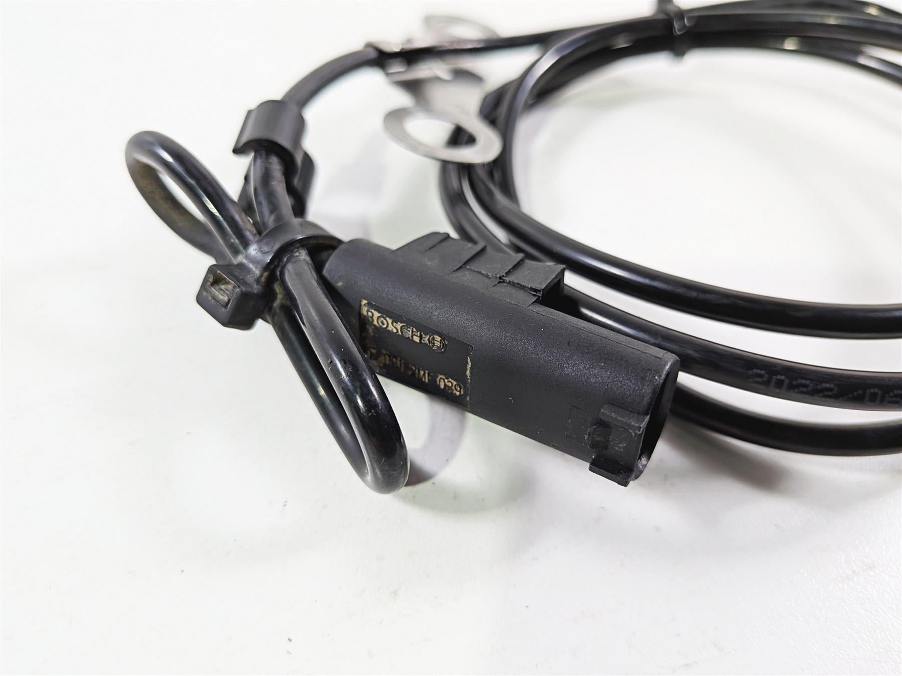 2023 BMW F850GS K81 Front Abs Brake Wheel Speed Sensor 34527715117 {{ shop.shopifyCountryName }} - Mototech271