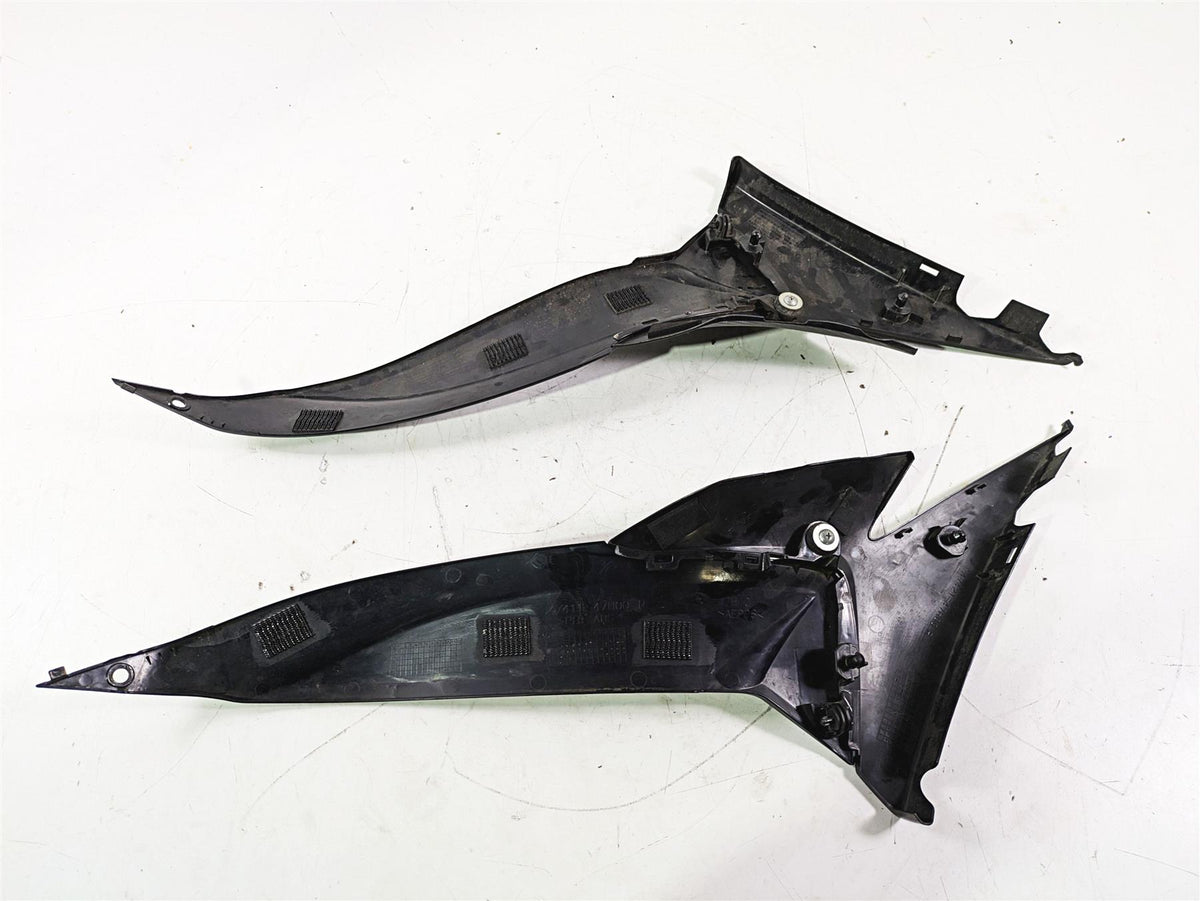 2016 Suzuki GSXR1000 Under Seat Leg Fairing Cover Cowl Set 47421-47H00 {{ shop.shopifyCountryName }} - Mototech271