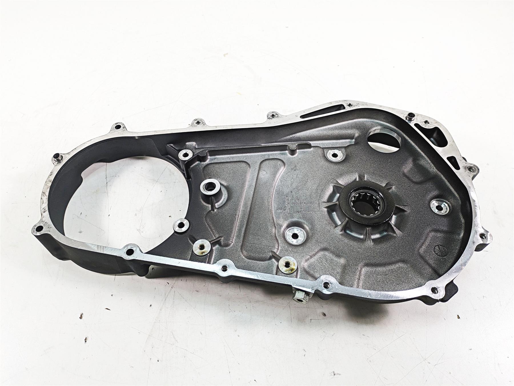 2020 Harley Softail FXBB Street Bob Inner Primary Drive Clutch Cover 36500099 {{ shop.shopifyCountryName }} - Mototech271