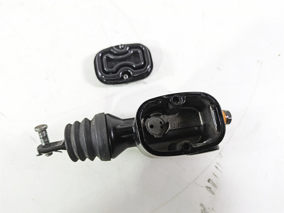 2008 Harley Touring FLHTCU E-Glide 105TH Rear Brake Master Cylinder 41763-08C {{ shop.shopifyCountryName }} - Mototech271