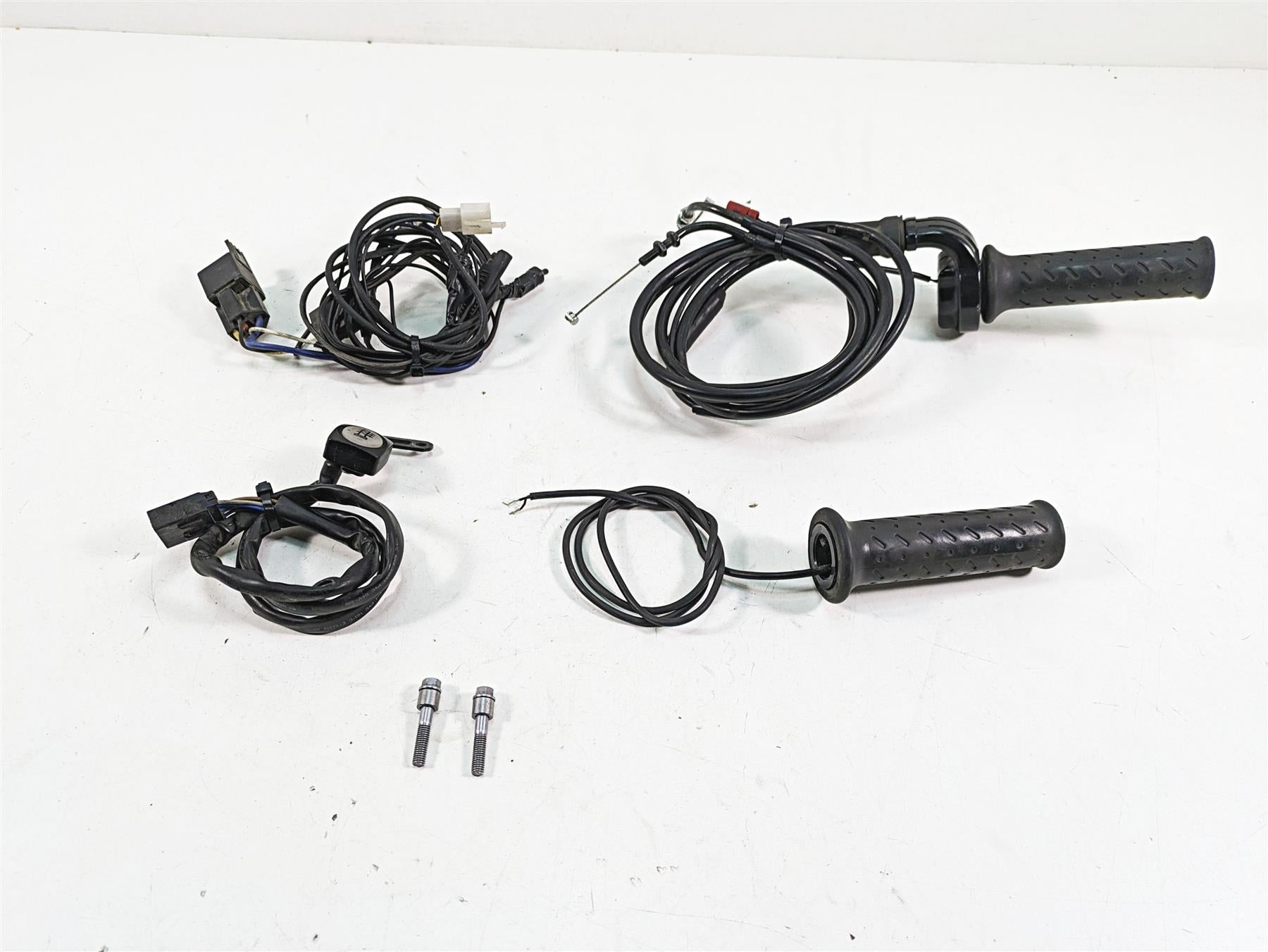 2012 Triumph Tiger 800XC ABS Heated Hand Grip Set Switch Set - Read A9638126 {{ shop.shopifyCountryName }} - Mototech271
