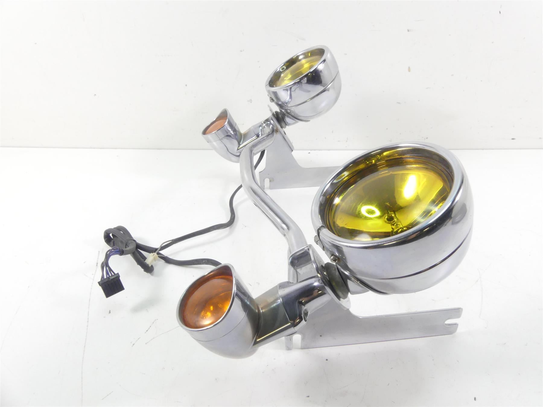 2002 Harley Touring FLHRCI Road King Front Chrome Spot Light Blinker 68712-94A {{ shop.shopifyCountryName }} - Mototech271