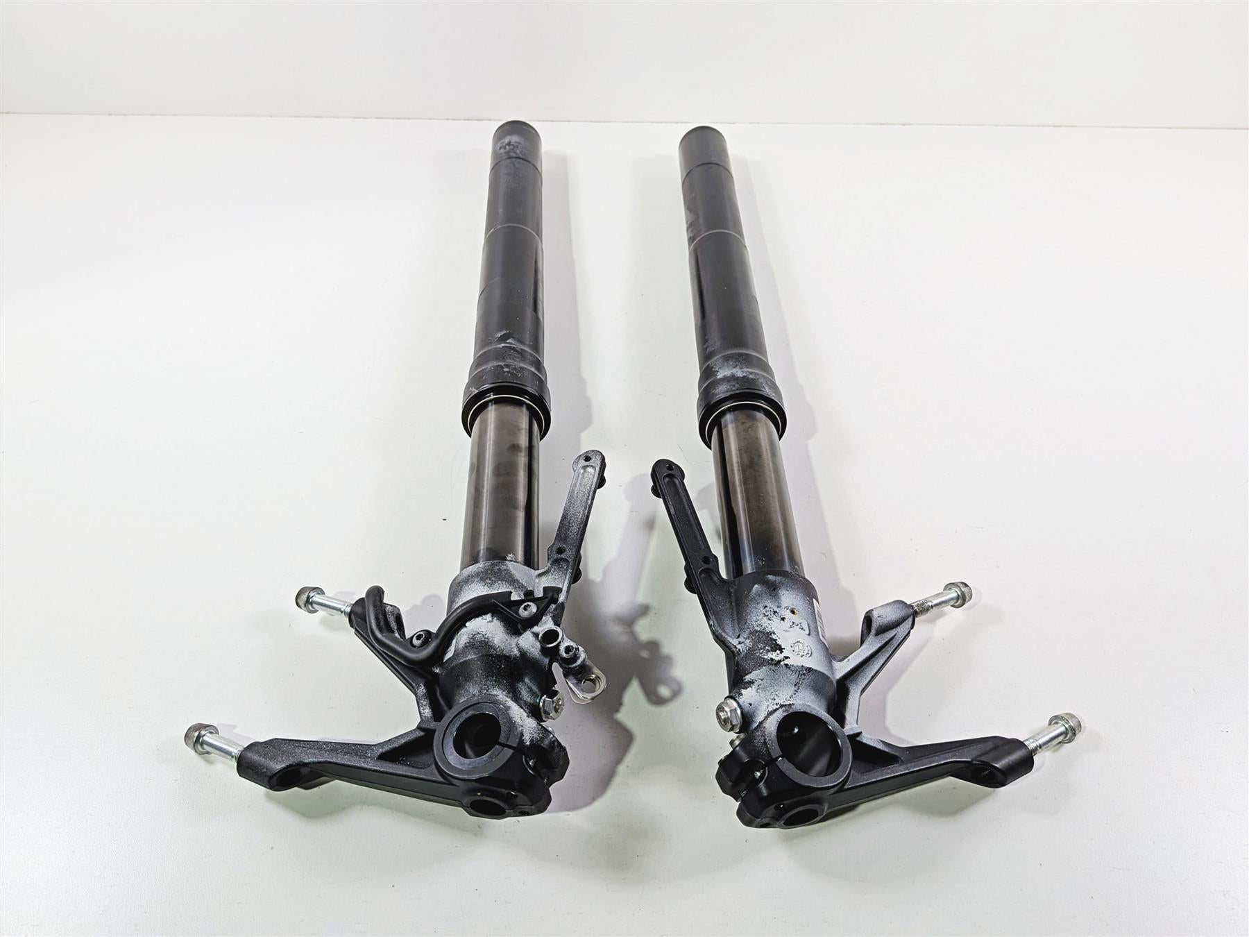 2015 Ducati Diavel Dark Front Fork Legs -Straight No Leaks 34420392A 34520393A-Mototech271