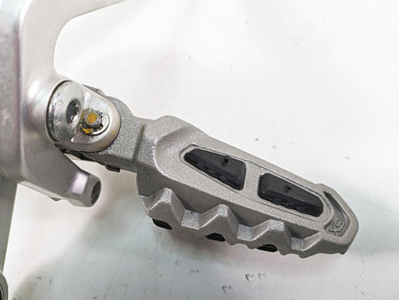 2020 Ducati Hypermotard 950 SP Left Foot Peg Mount & Shifter Set 82413571A {{ shop.shopifyCountryName }} - Mototech271