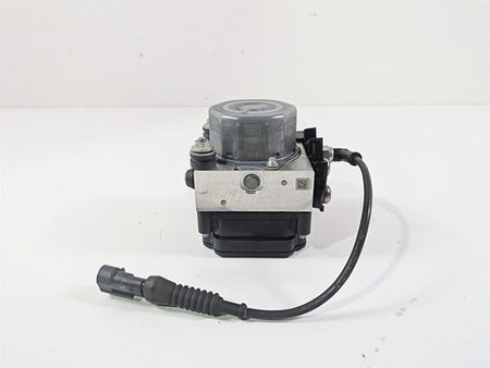 2017 KTM 1290 Super Duke GT Abs Brake Pump Control Module 60442031144 {{ shop.shopifyCountryName }} - Mototech271