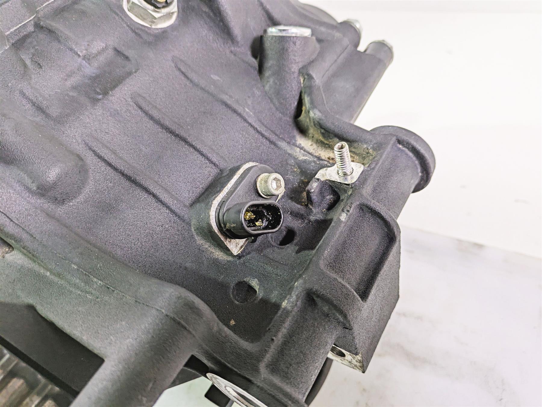2016 Harley FXDWG Dyna Wide Glide 6-Speed Transmission Gear Box 33083-10A {{ shop.shopifyCountryName }} - Mototech271