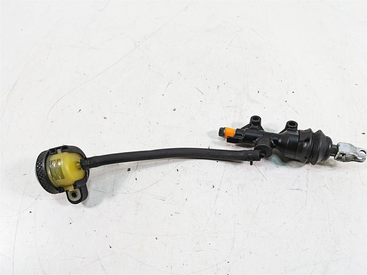 2007 Harley Sportster XL1200 C Rear Brake Master Cylinder 1/2" 42521-07 {{ shop.shopifyCountryName }} - Mototech271