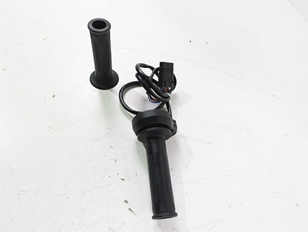 2023 BMW G310R K03 E-Throttle Hand Grip Set 61318382956 {{ shop.shopifyCountryName }} - Mototech271