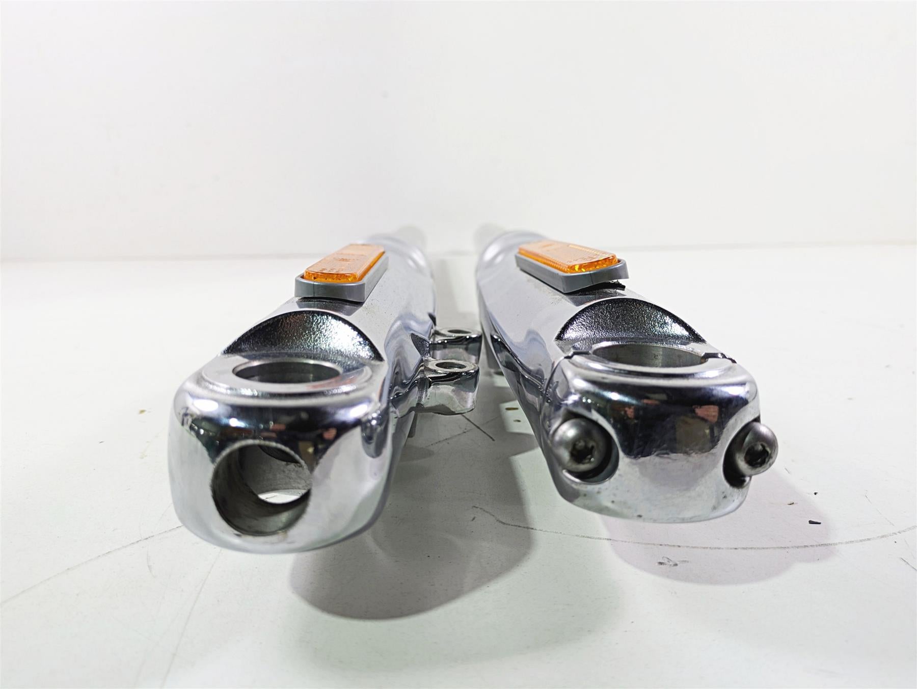 2009 Harley FXCWC Softail Rocker Chrome Front Fork Leg Set 46950-08 46953-08 {{ shop.shopifyCountryName }} - Mototech271